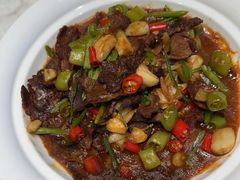 -白鹿苑蒙餐(鄂温克宾馆店)