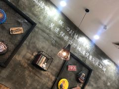 -指爱龙虾(金杨路总店)