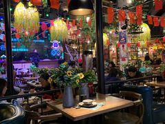 大堂-临界音乐酒馆·小龙虾·江湖菜(华熙LIVE·鱼洞店)
