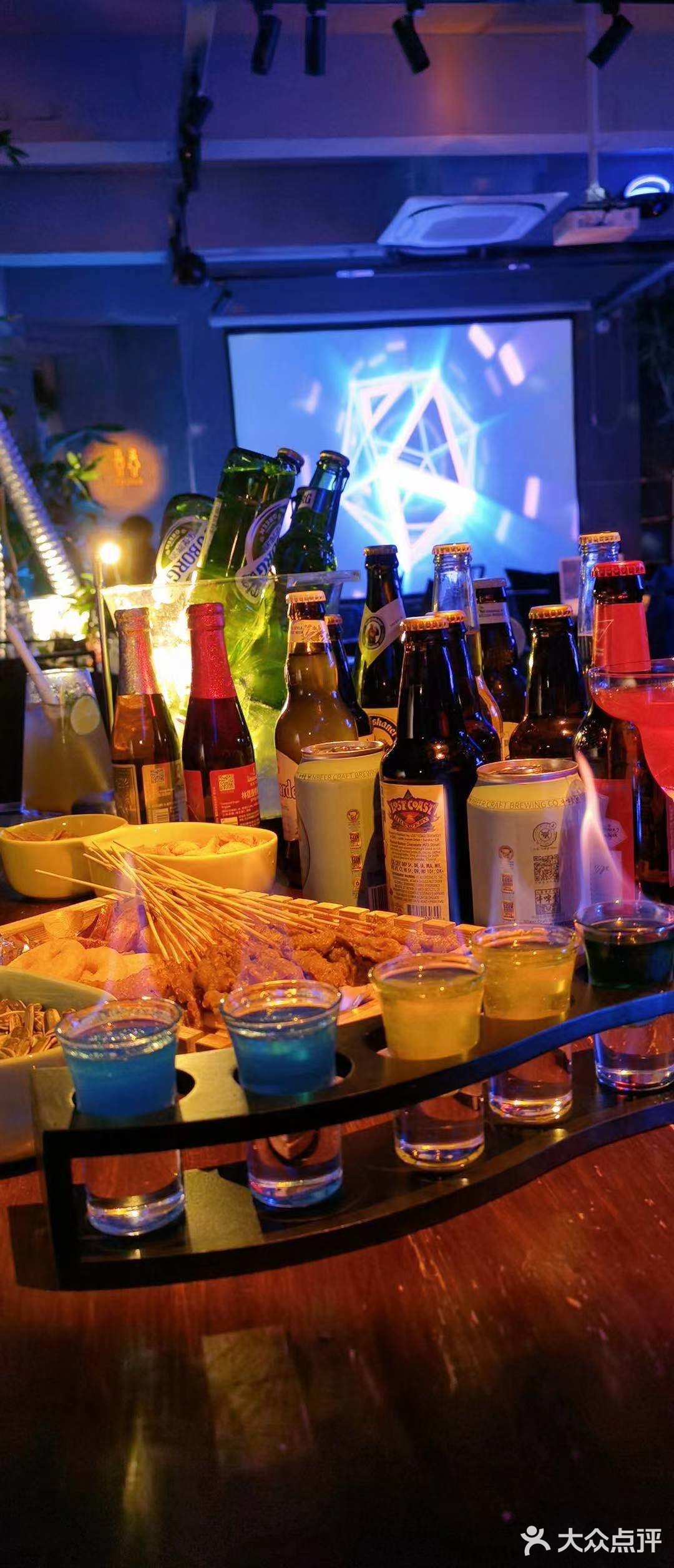吃烤肉喝啤酒看欧洲杯75是快乐星球没错了75 - 大众点评吃喝