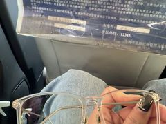 -朱师傅眼镜·蔡司·依视路·尼康(市先进店)