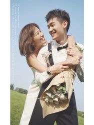 -易摄影婚纱摄影工作室