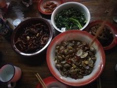-老三样·美食研究中心(世贸路店)