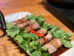 薄荷牛肉卷-云海肴云南菜·蒸汽石锅鱼(北京良乡华冠店)