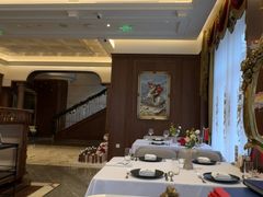 -马克西姆俄罗斯餐厅(通亚街店)