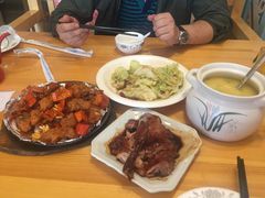 -乌镇那一年小院主题餐厅(甘泉西路店)