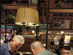 -领鲜活海鲜榴莲自助火锅(东门店)