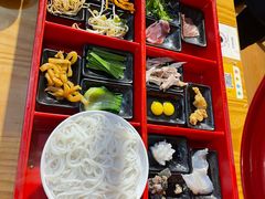 -勺子米线·云南传统小吃市集(四方街店)