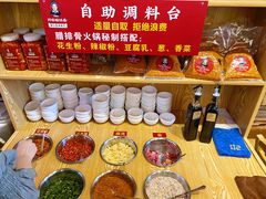自助调料区-阿婆情腊排骨火锅(金虹路店)