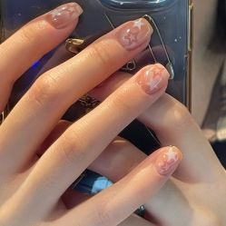 -悦指间美甲美睫