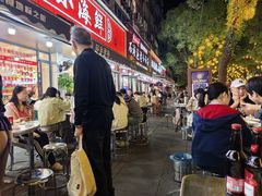 -健跳小海鲜(人民路店)