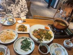 -一坐一忘云南菜(嘉里中心店)