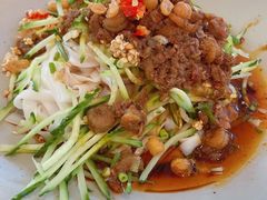 小龙虾猪油拌圆粉-百春原湖南牛肉粉(百联世纪店)
