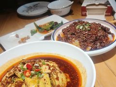 -小三峡食府(西五路店)
