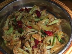 -洞庭土菜小炒馆(易发广场店)