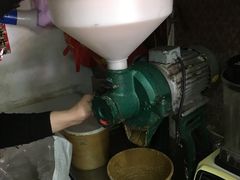 -二七友名焖子铺