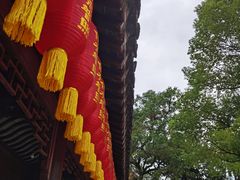 -龙华寺
