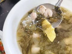 -曾氏肥肠馆(凯瑞雅居店)