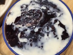 -广信牛奶甜品世家(台东店)