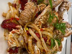 -覃记海鲜美食餐厅