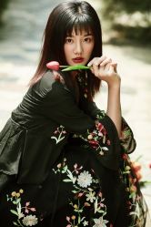 -onlygirl摄影美学馆高端定制(江滩店)