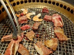 -铭牛烧肉·和牛海鲜自助(高新月牙湖店)