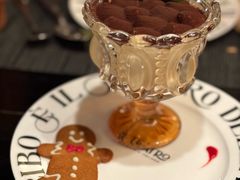 圣诞招牌提拉米苏含酒精-IL TEATRO 精品意大利餐厅