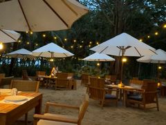-三亚艾迪逊酒店·海滩烧烤 BARBACOA·现场乐队·浪漫晚餐·烧烤海鲜