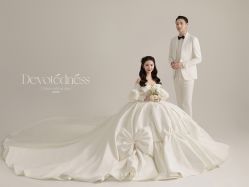 -第一夫人婚纱摄影(南京店)