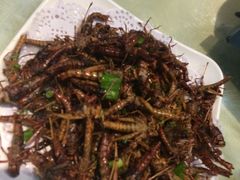 炸蚂蚱-天天鱼港·海鲜·鲅鱼水饺·招牌烤鸭(黄骅店)