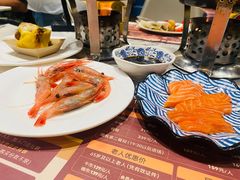 -金马门国际美食百汇(珞喻路店)