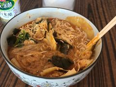 -曹宝林砂锅麻辣烫(星光路店)