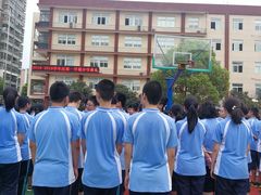 操场-武汉市第一初级中学(前进校区)