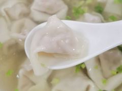 -周震馄饨