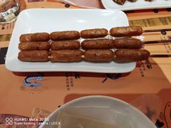 -乐凯撒披萨(东方新世界店)