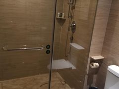 -深圳罗湖东门步行街亚朵X酒店