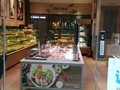 面包甜点陈列柜-巴黎贝甜(万源店)