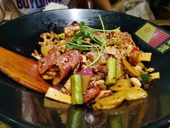 -拿渡麻辣香锅(银泰创意城店)