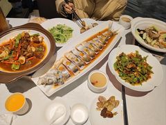 -香山湖家家宴(中山陵店)