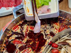 -来龍儿鲜切牛肉自助老火锅