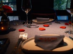 -弦月窗LUNETTE BY AMANDA(复兴路店)