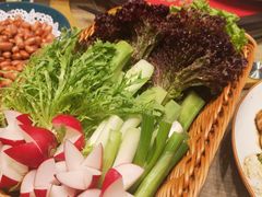 维C大拌菜-小船渔村•大连菜•大连焖鱼(黄河路店)