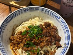 -辣肉面大王(天平路店)