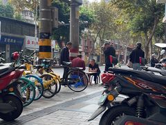 -肖肖酸萝卜鱼火锅(总店)