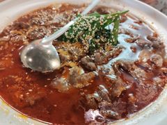 自制不老牛肉汤锅-付掌柜在成都·热炒砂锅集(金禾店)