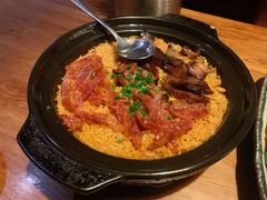 正宗广东腊肉煲仔饭-馬蘭花開(车站大道店)