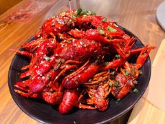 -巴厘龙虾·榜首油焖大虾(音乐学院·沿江酒馆店)