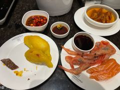 -川骄海鲜自助(王府井奥莱UP TOWN店原世界之花店)