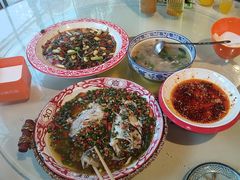 -牟记江湖重庆地标特色菜鱼蛋海鲜羊蝎子(巴南区黑金冠十多年好店)