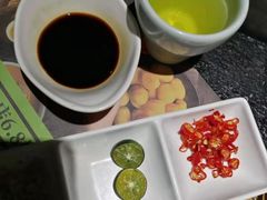 -洪氏嗨捞·广东猪肚鸡·椰子鸡火锅(西咸万象城店)